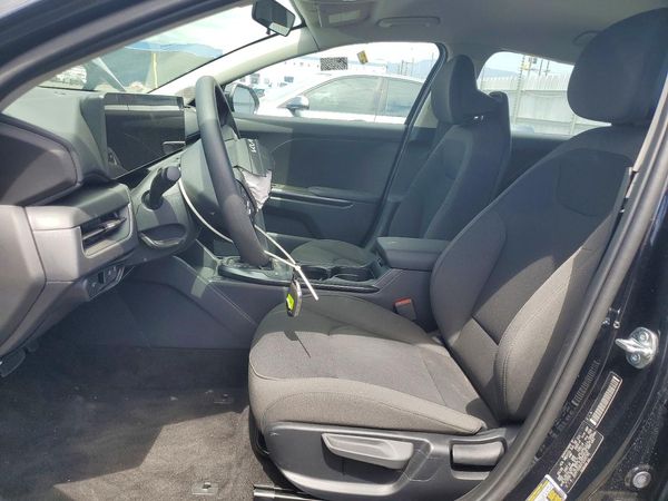 2026 KIA K4 LX, LXS