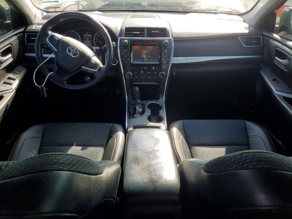 2015 TOYOTA CAMRY