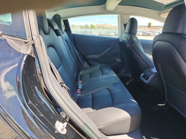 2019 TESLA MODEL 3
