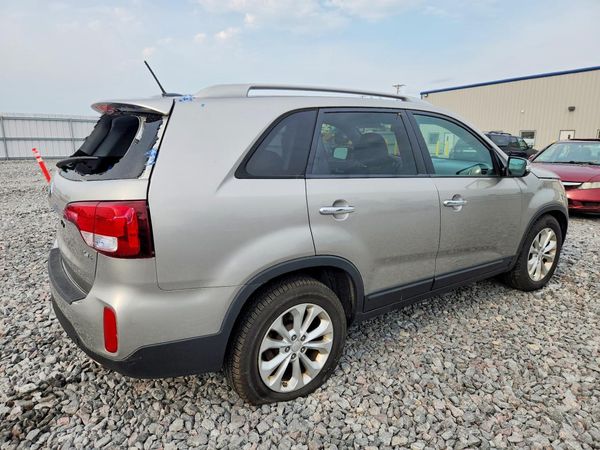 2015 KIA SORENTO GLS