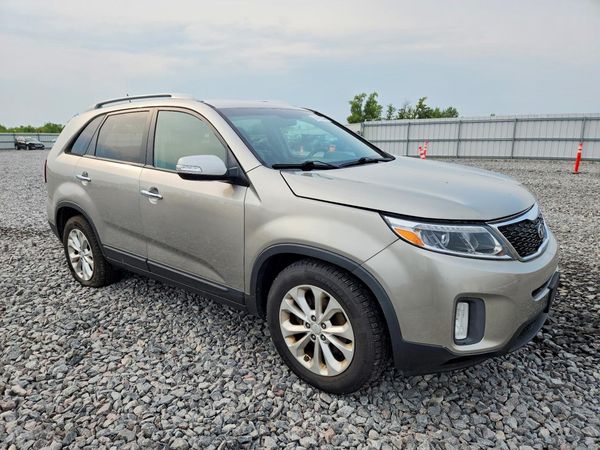 2015 KIA SORENTO GLS