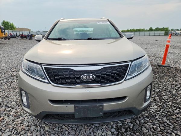 2015 KIA SORENTO GLS