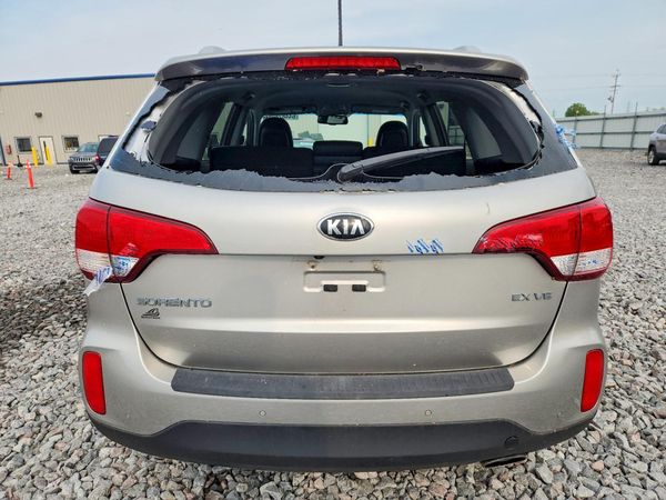 2015 KIA SORENTO GLS