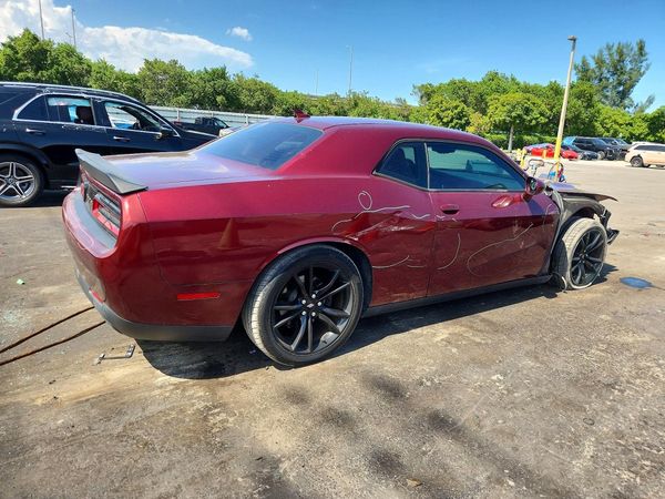2018 DODGE CHALLENGER SXT