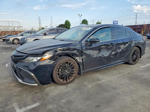 2021 TOYOTA CAMRY XSE