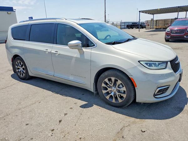 2021 CHRYSLER PACIFICA