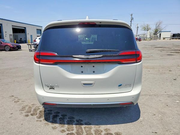 2021 CHRYSLER PACIFICA