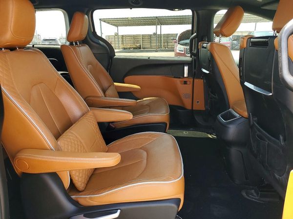 2021 CHRYSLER PACIFICA