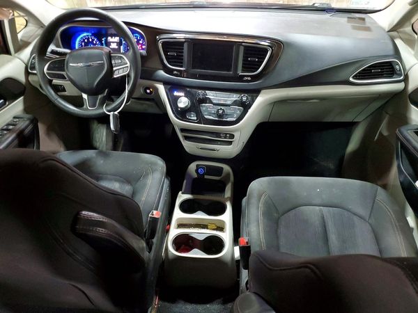 2018 CHRYSLER PACIFICA L