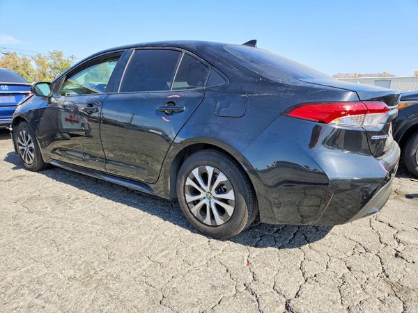 2022 TOYOTA COROLLA LE