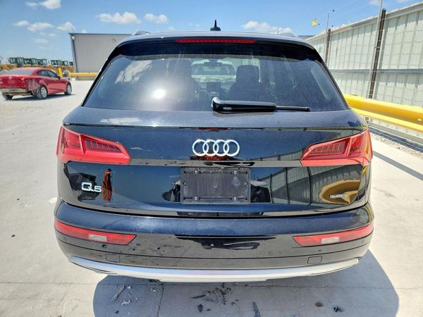 2020 AUDI Q5 quattro Premium