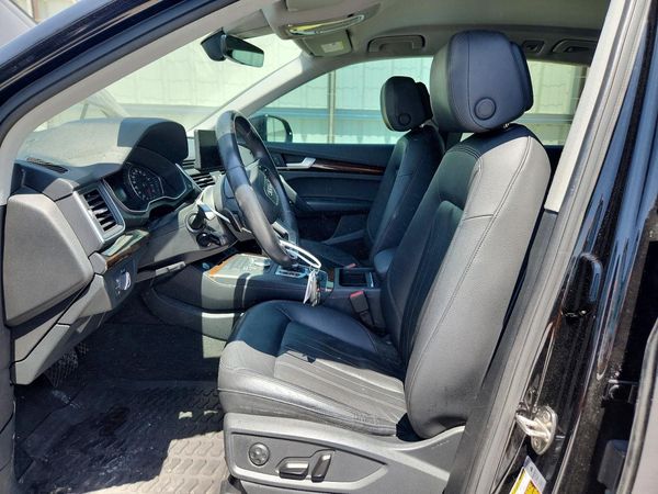 2020 AUDI Q5 quattro Premium