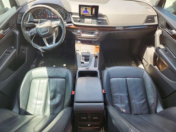 2020 AUDI Q5 quattro Premium