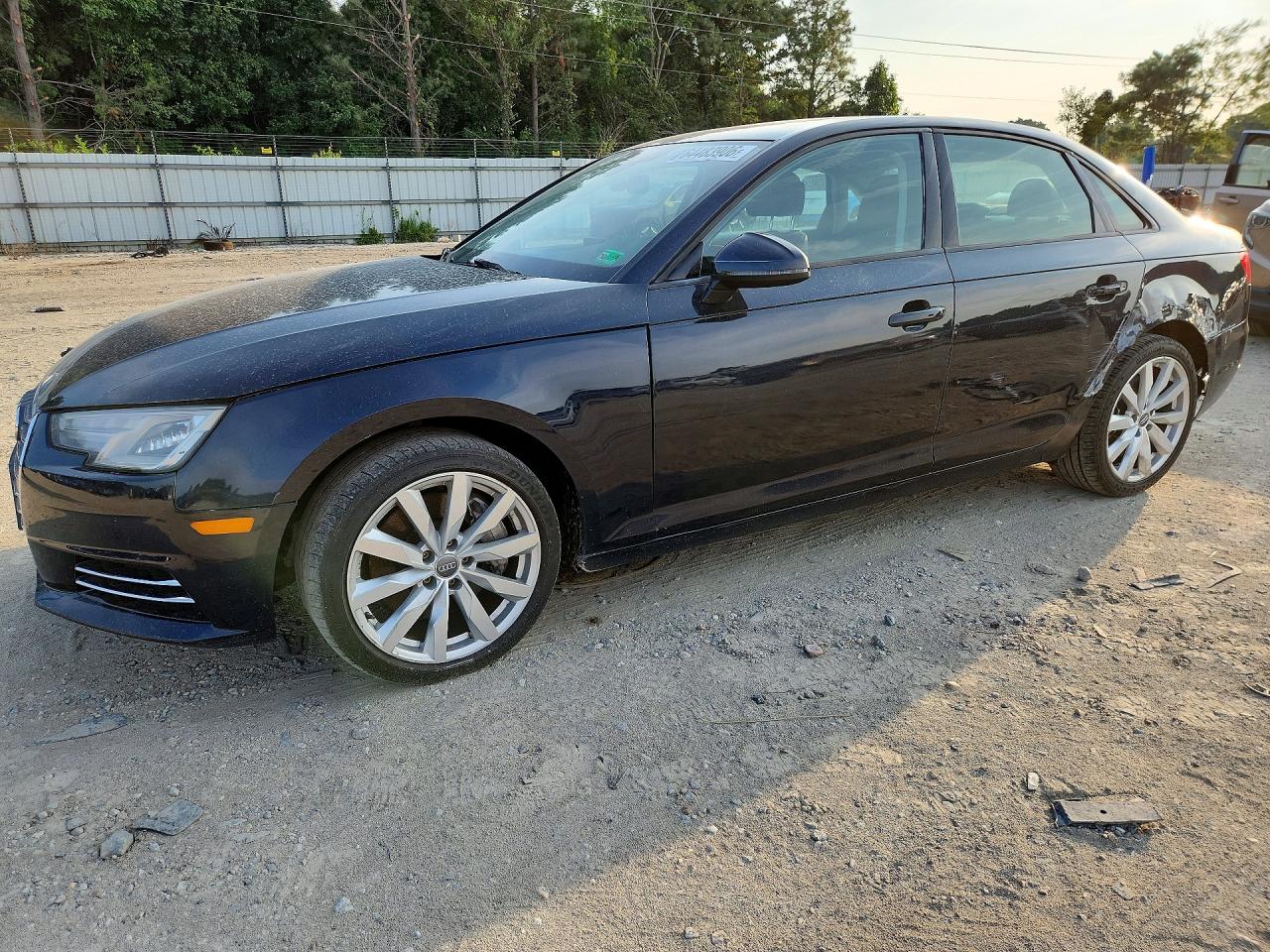 2017 AUDI A4 quattro Premium