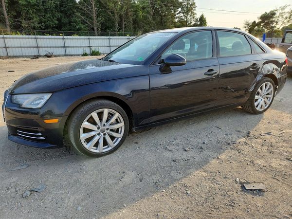 2017 AUDI A4 quattro Premium