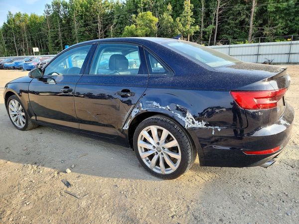 2017 AUDI A4 quattro Premium