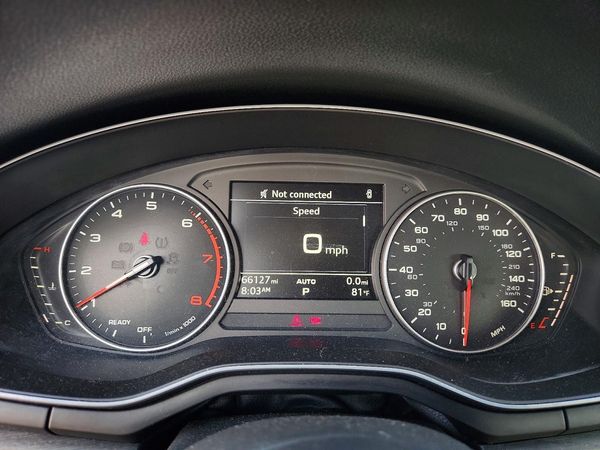 2017 AUDI A4 quattro Premium