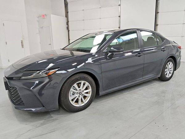 2026 TOYOTA CAMRY