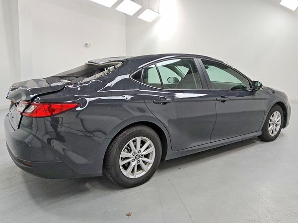 2026 TOYOTA CAMRY