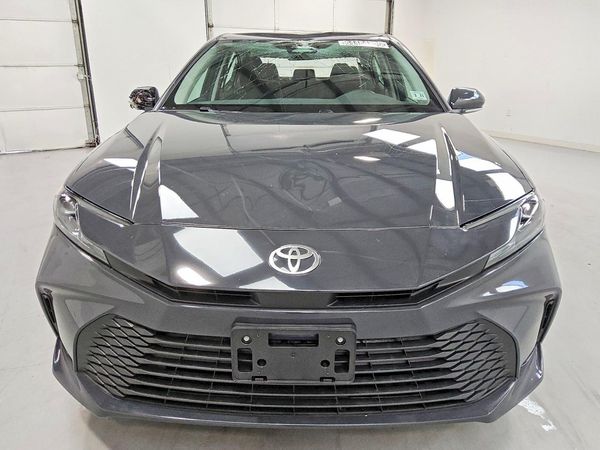 2026 TOYOTA CAMRY