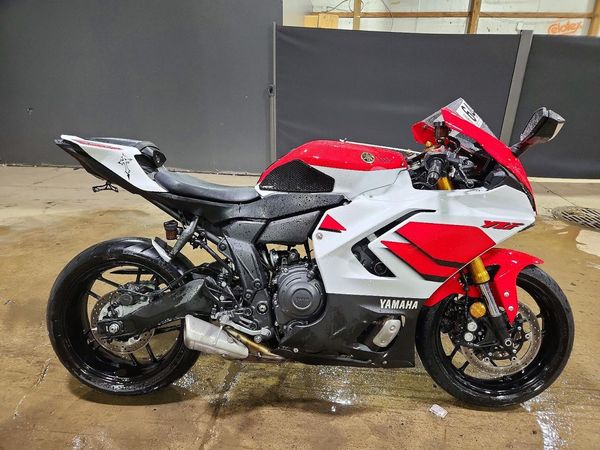 2026 YAMAHA YZF690