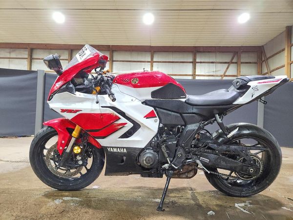 2026 YAMAHA YZF690