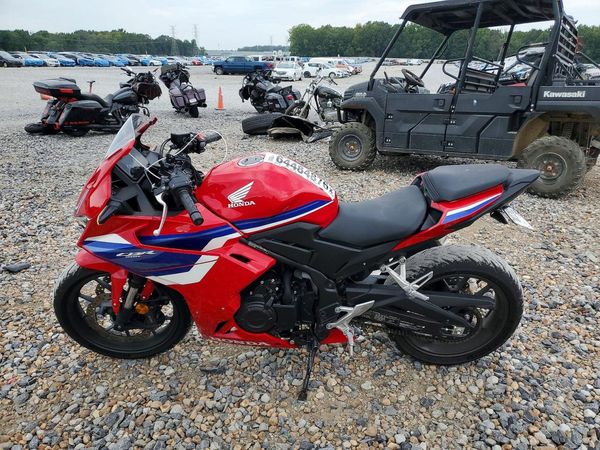2025 HONDA CBR CYCLE
