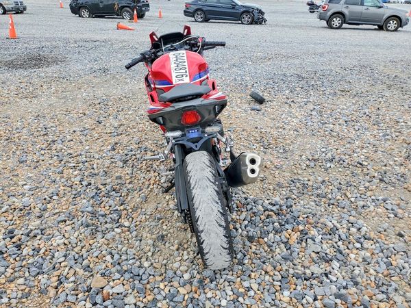 2025 HONDA CBR CYCLE