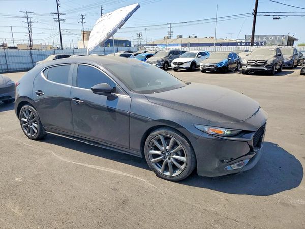 2021 MAZDA 3