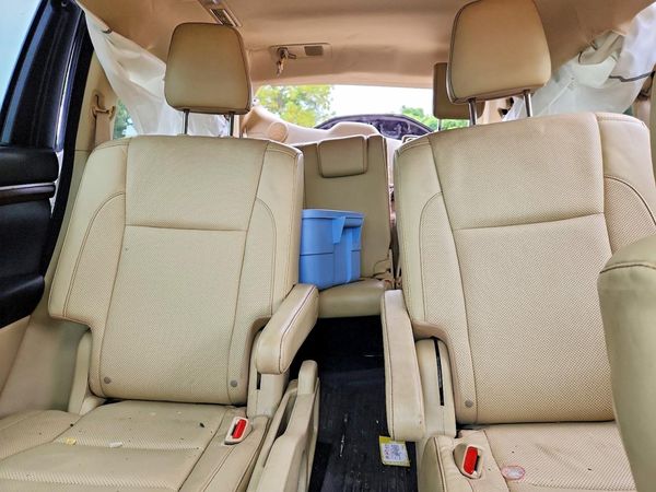2016 TOYOTA HIGHLANDER