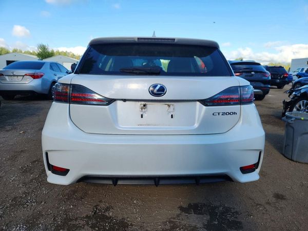 2014 LEXUS CT 200h