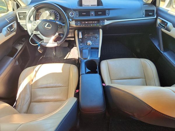 2014 LEXUS CT 200h