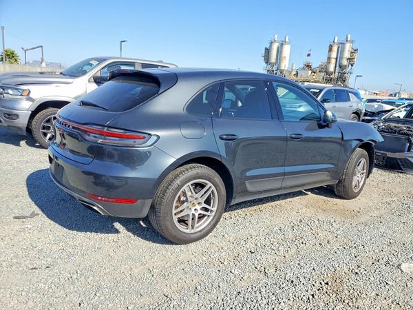 2020 PORSCHE MACAN