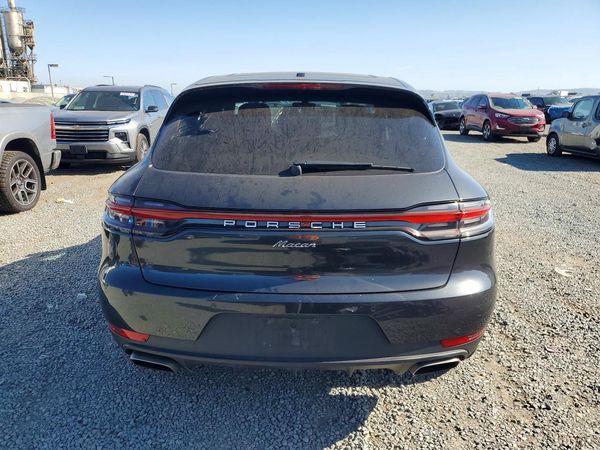 2020 PORSCHE MACAN