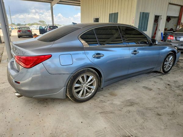 2017 INFINITI Q50