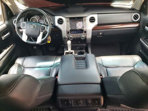 2017 TOYOTA TUNDRA Limited