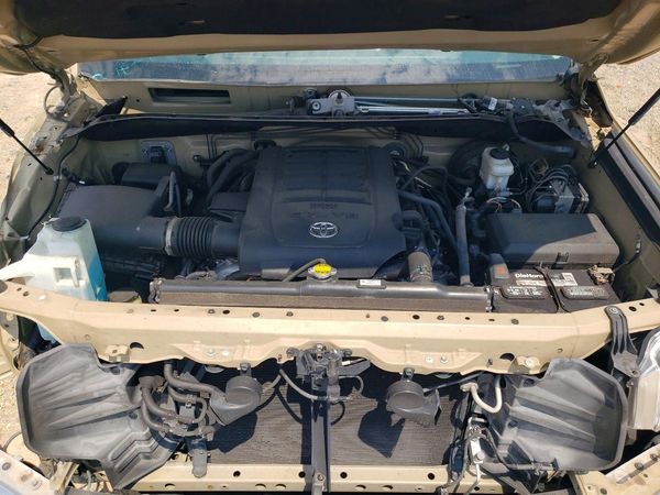 2017 TOYOTA TUNDRA Limited