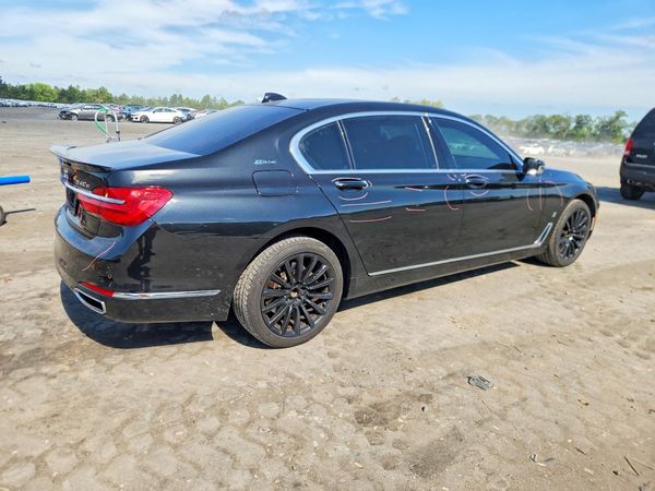 2018 BMW 740