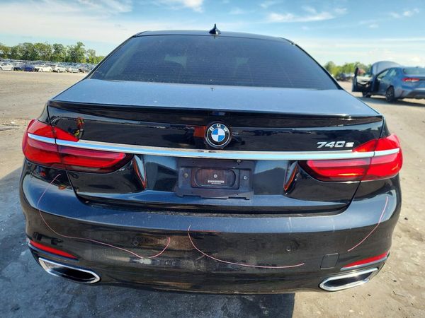 2018 BMW 740