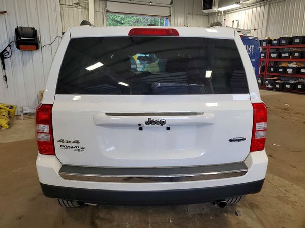 2016 JEEP PATRIOT Latitude