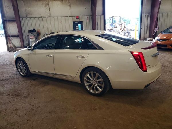 2013 CADILLAC XTS Luxury