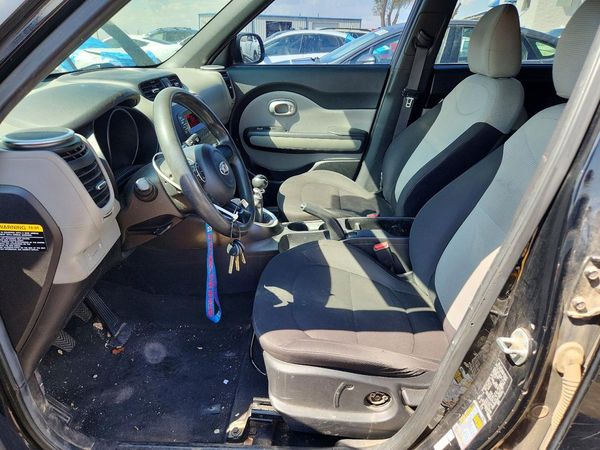 2015 KIA SOUL