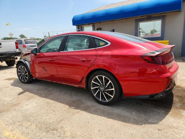 2022 HYUNDAI SONATA Limited
