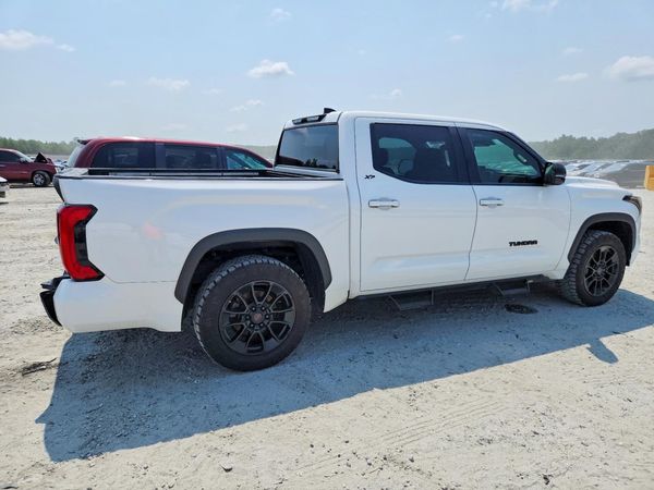 2023 TOYOTA TUNDRA SR5
