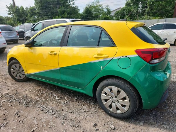 2018 KIA RIO 5-DOOR LX, S