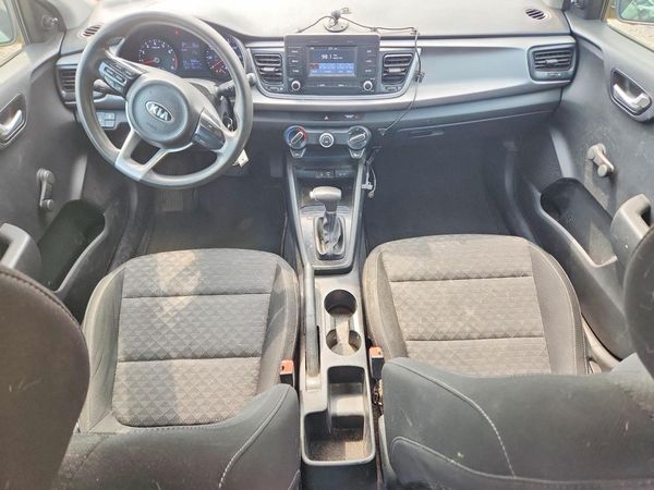 2018 KIA RIO 5-DOOR LX, S