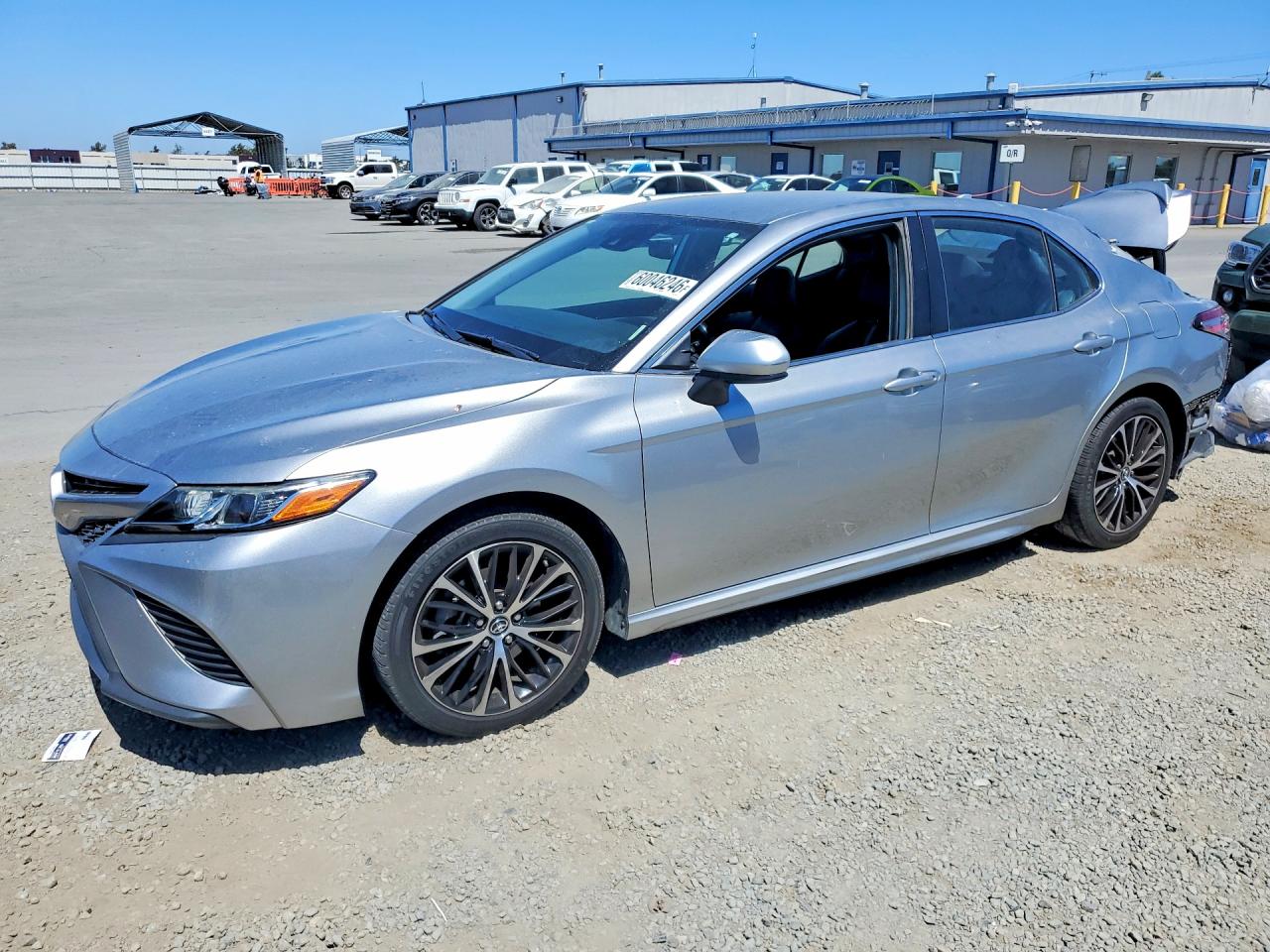 2019 TOYOTA CAMRY