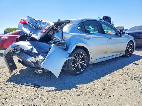 2019 TOYOTA CAMRY