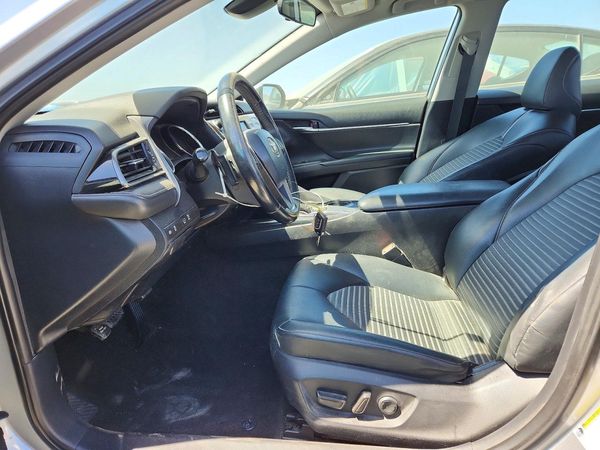 2019 TOYOTA CAMRY
