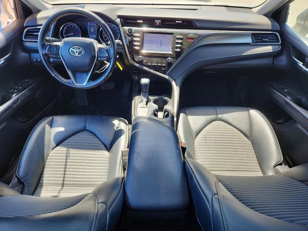 2019 TOYOTA CAMRY